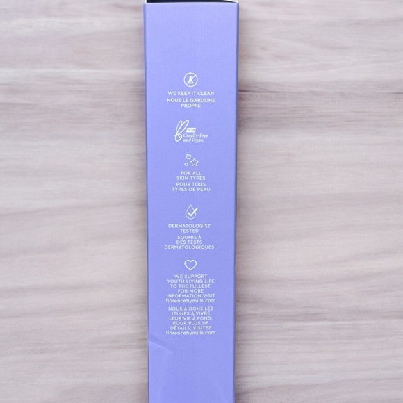 Florence by Mills Get That Grime Exfoliating Face Scrub - Picture 15 of 17